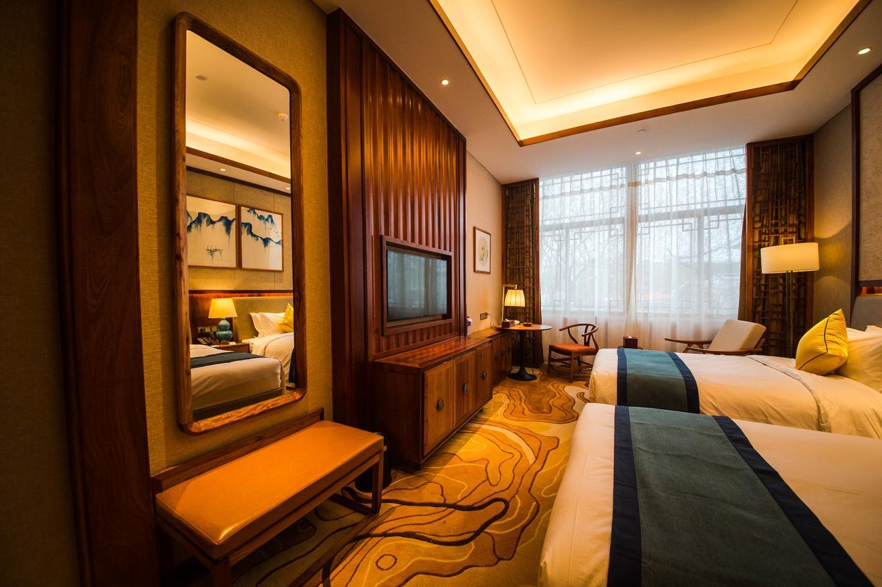 Argyle Boutique Hotel Huzhou Exterior photo